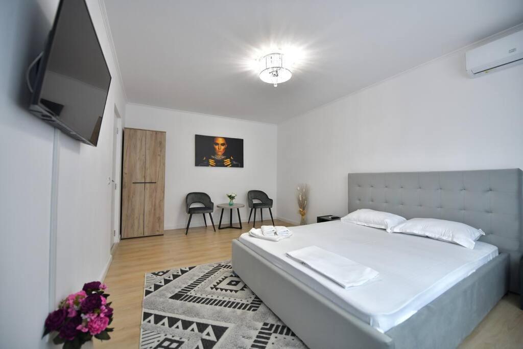 Luxury Studio / M Romancierilor Bucharest Exterior photo